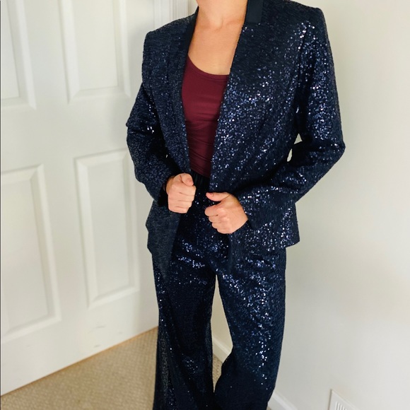 Tahari Jackets & Blazers - Tahari Petite Navy Suit Sequin 8P NWT